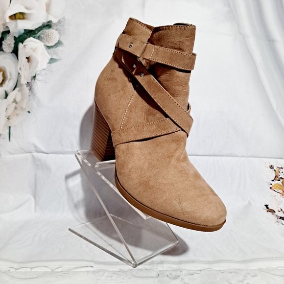 ANA SUEDE HEEL ANKLE BOOTS SIZE 7.5 - Picture 4 of 8